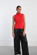 YOUNG LADIES KNITTED SLEEVELESS SWEATER - Image 2