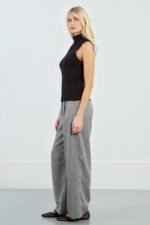 YOUNG LADIES KNITTED SLEEVELESS SWEATER - Image 3