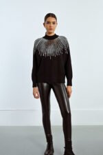 YOUNG LADIES KNITTED SWEATER - Image 3