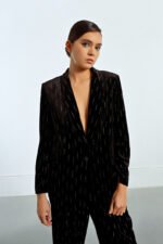 YOUNG LADIES KNITTED JACKET