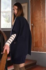 LADIES KNITTED CAPE - Image 4