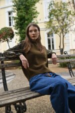 LADIES KNITTED SLEEVELESS SWEATER - Image 2